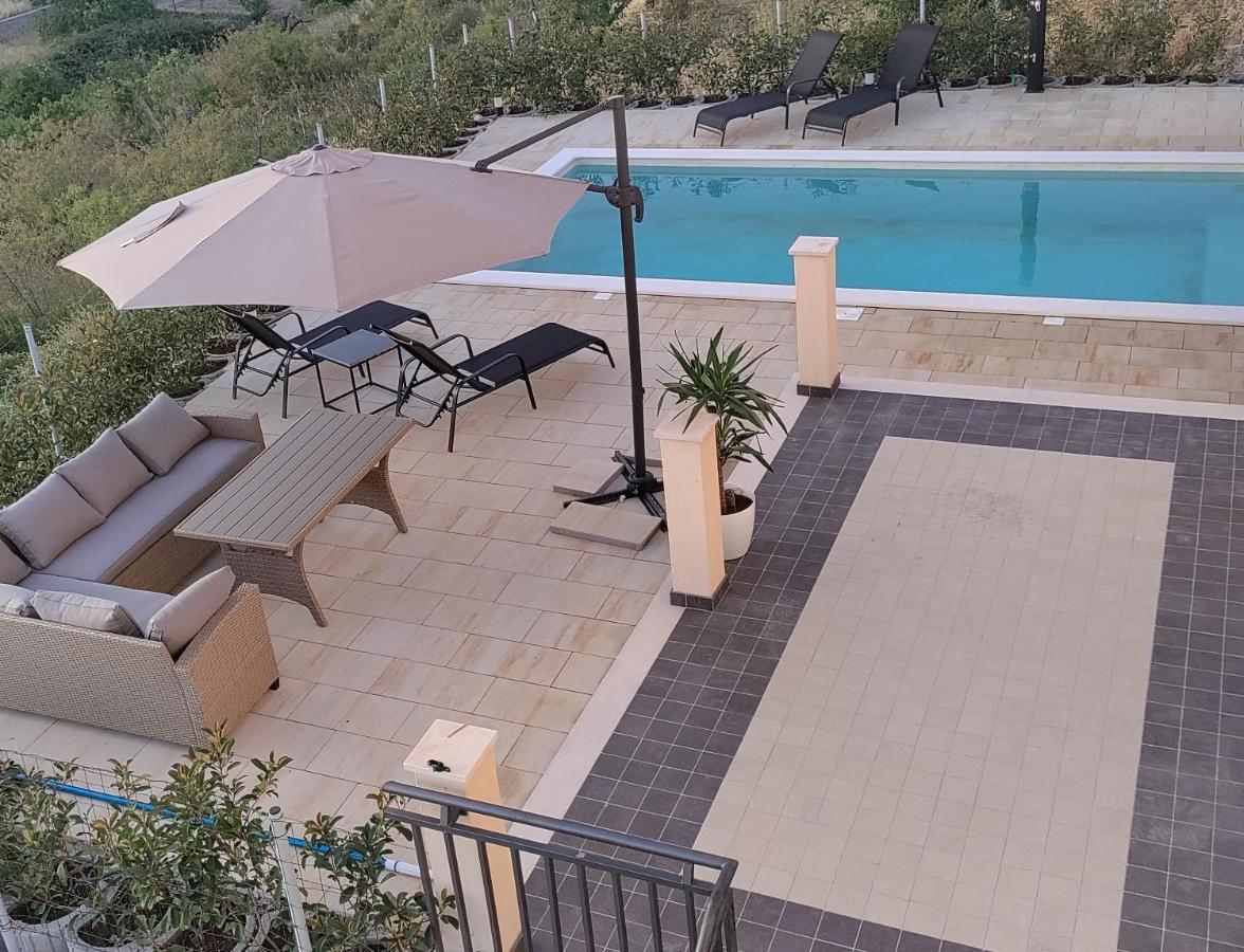 דירות פודסטראנה Magi House With Pool מראה חיצוני תמונה